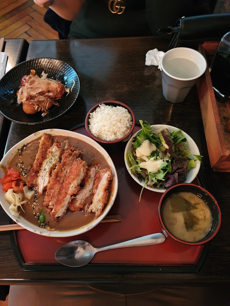 Deluxe Bento / デラックス べんとう